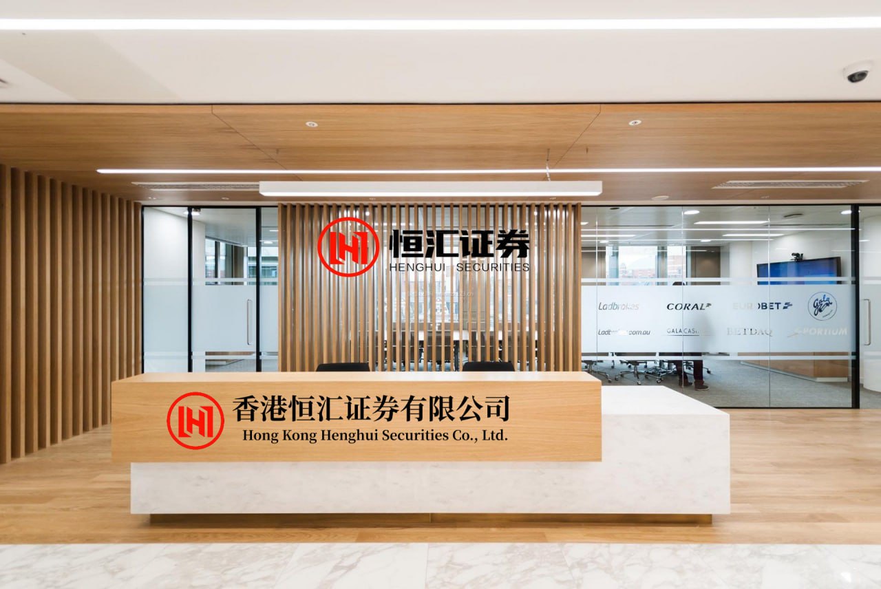 融金汇银 带队三连胜！海牛主帅：没给球队施魔法，希望能和家人在中国定居